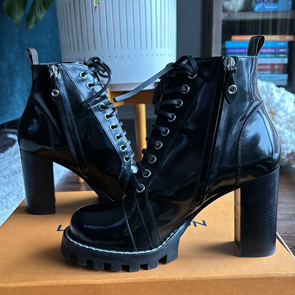 Authentic Louis Vuitton woman’s boots - Picture 5 of 13